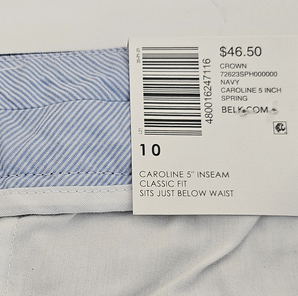 - Crown & Ivy Womens 10 NWT Navy Shorts Coroline pockets - Picture 2 of 8